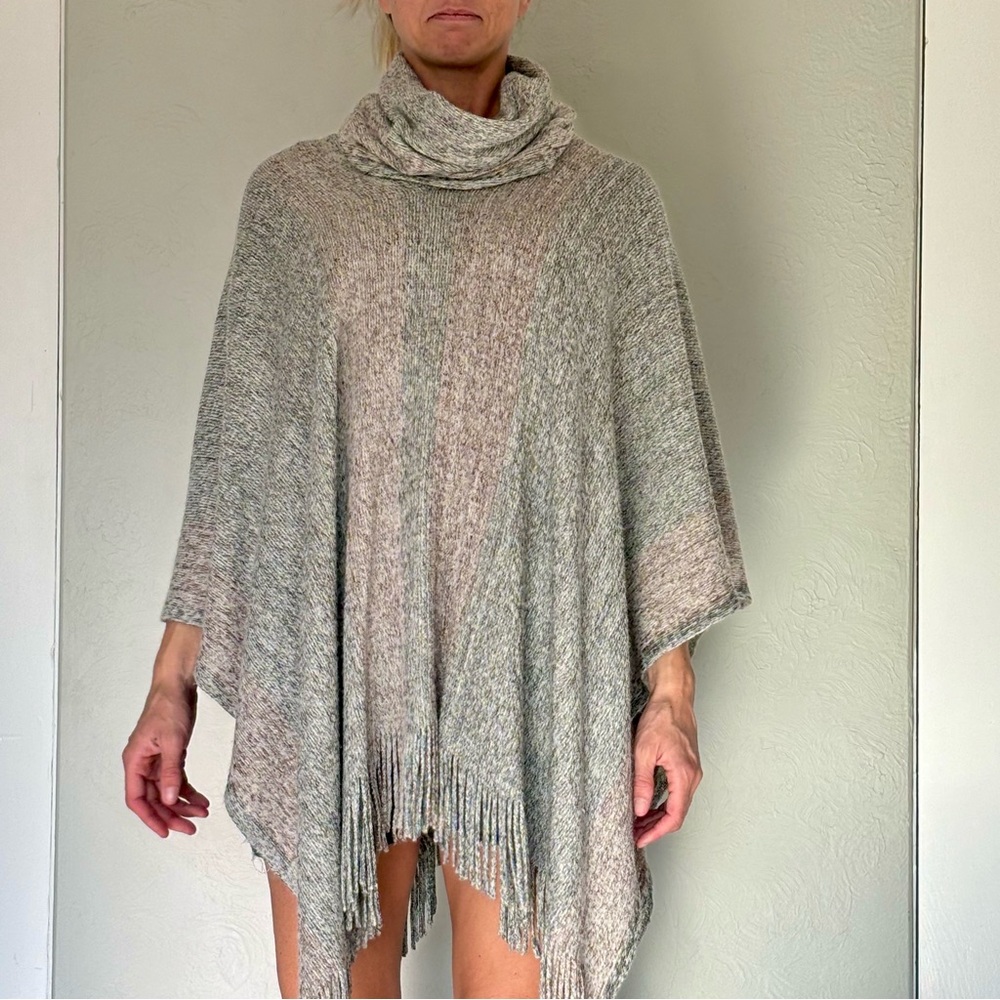 Wool poncho, chic & cozy!